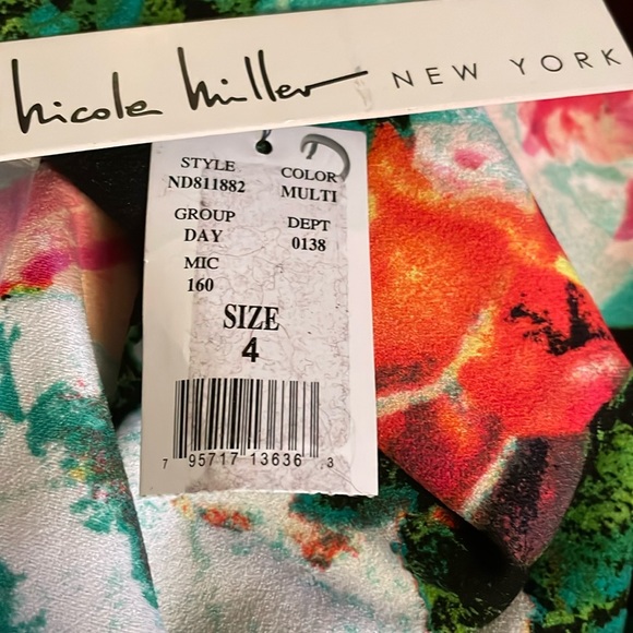 Nicole Miller 3/4 Sleeve Floral Print Midi Dress - Picture 4 of 9